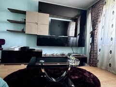 De inchiriat 2 camere 50 mp Bld Brancoveanu + loc parcare, 390 euro